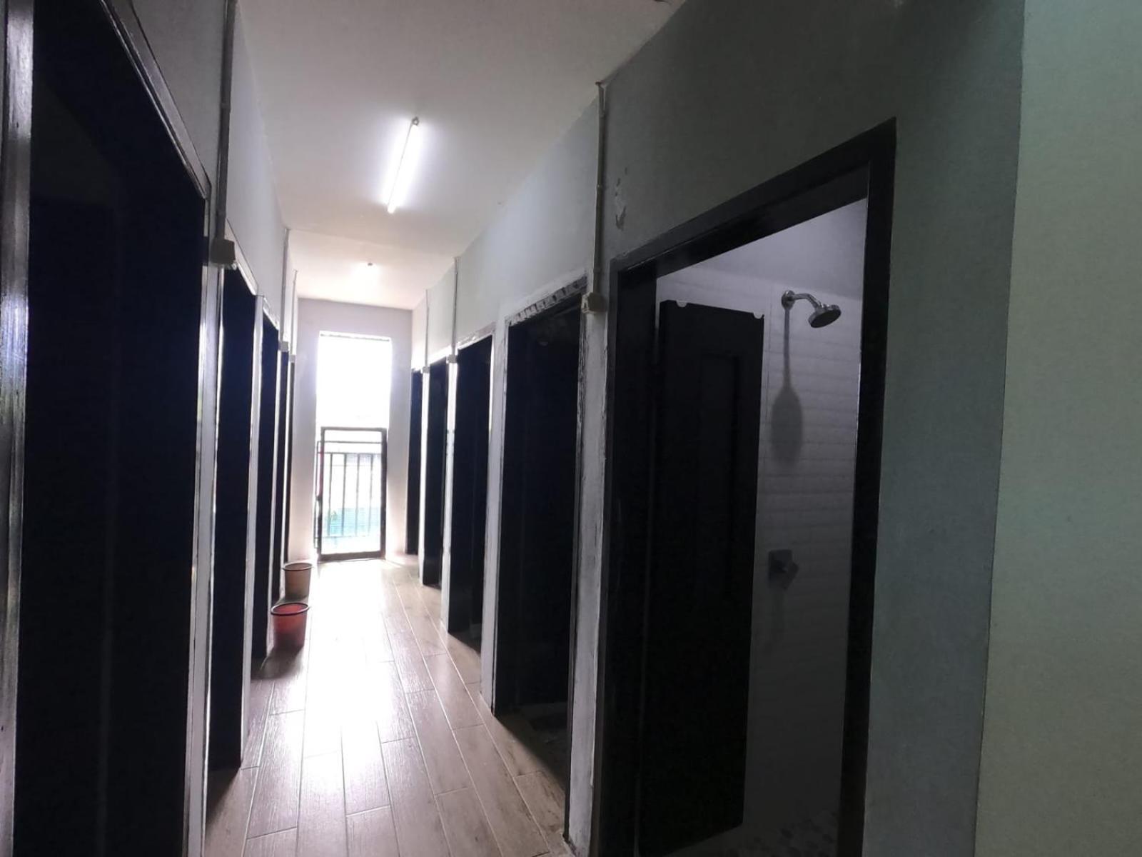 Innbox Hostel Sorong Extérieur photo